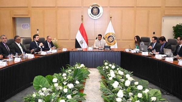 وزير الصناعة 