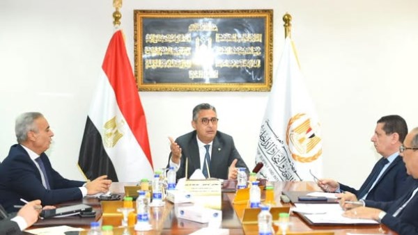 وزير التموين