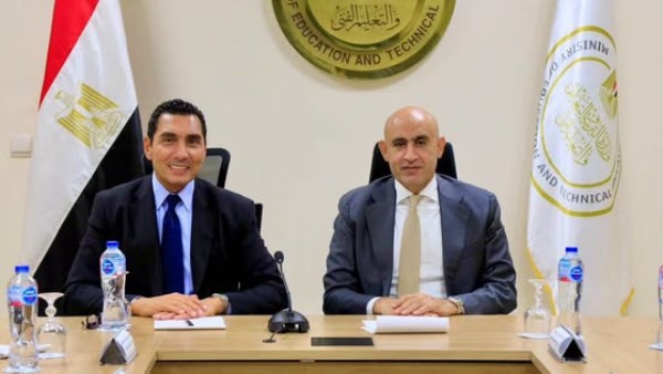 وزيرا "التعليم" و"الشباب والرياضة"