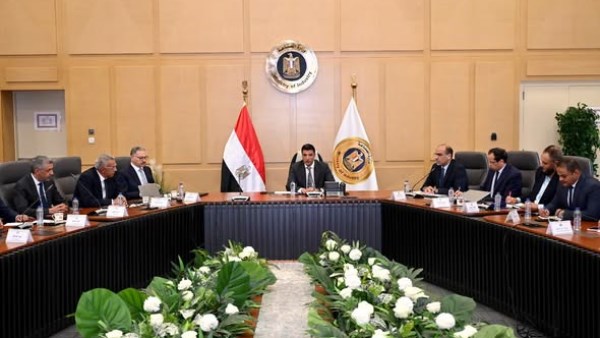 وزير الصناعة