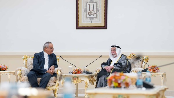 حاكم الشارقة