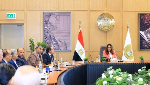 الدكتورة منال عوض