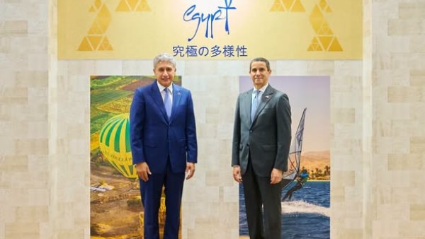وزير السياحة