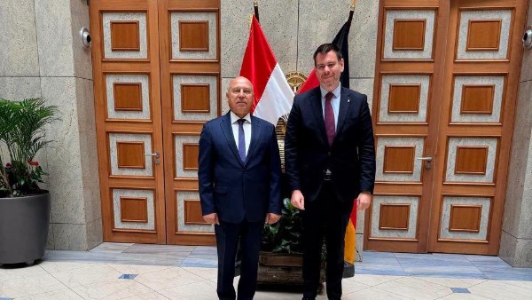  وزير النقل